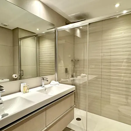 Modern Duplex Penthouse In Royal Banus Roof Top! Apartment